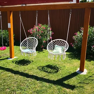 Apartament Garden Węgry