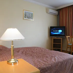 https://apartment-buda-budapest.inbudapesthotels.com